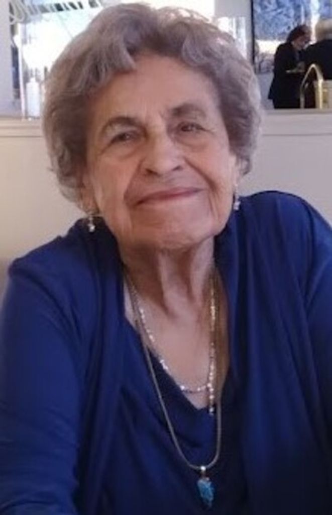 Natalia E. Leon Profile Photo