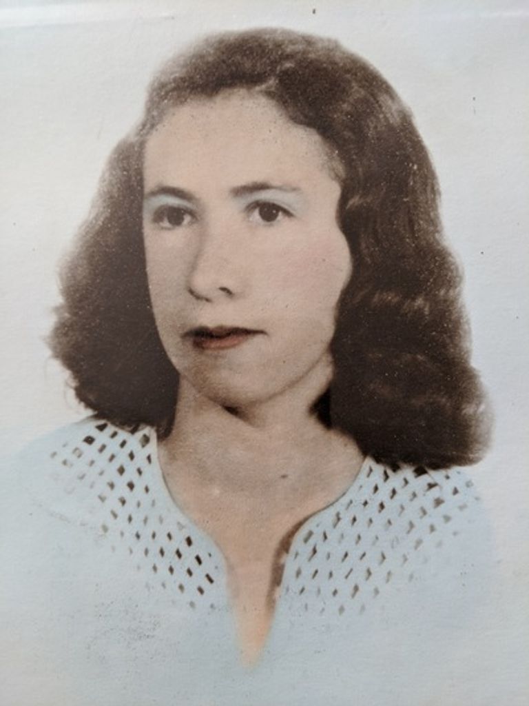 Maria Lourdes Estrada Profile Photo