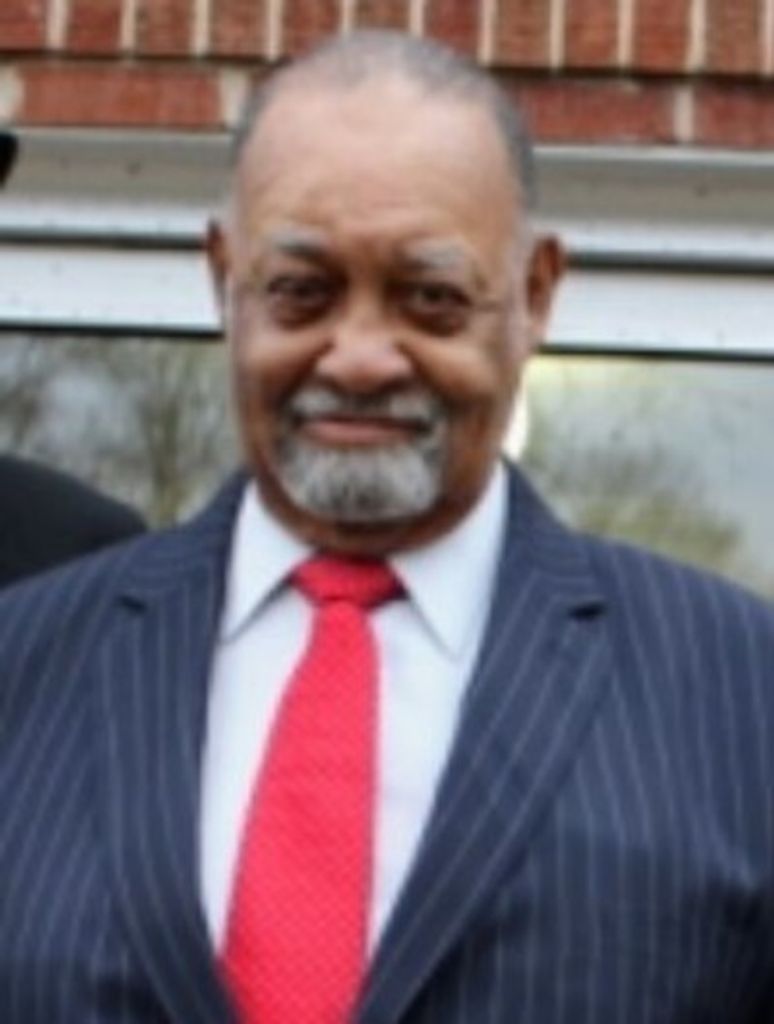 Richard Edwards Profile Photo