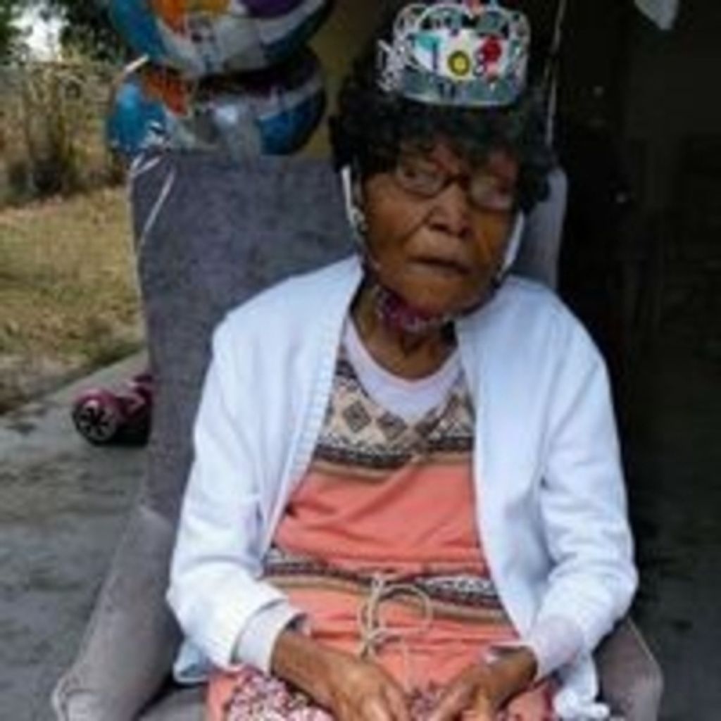 Mrs. Larcena Braxton