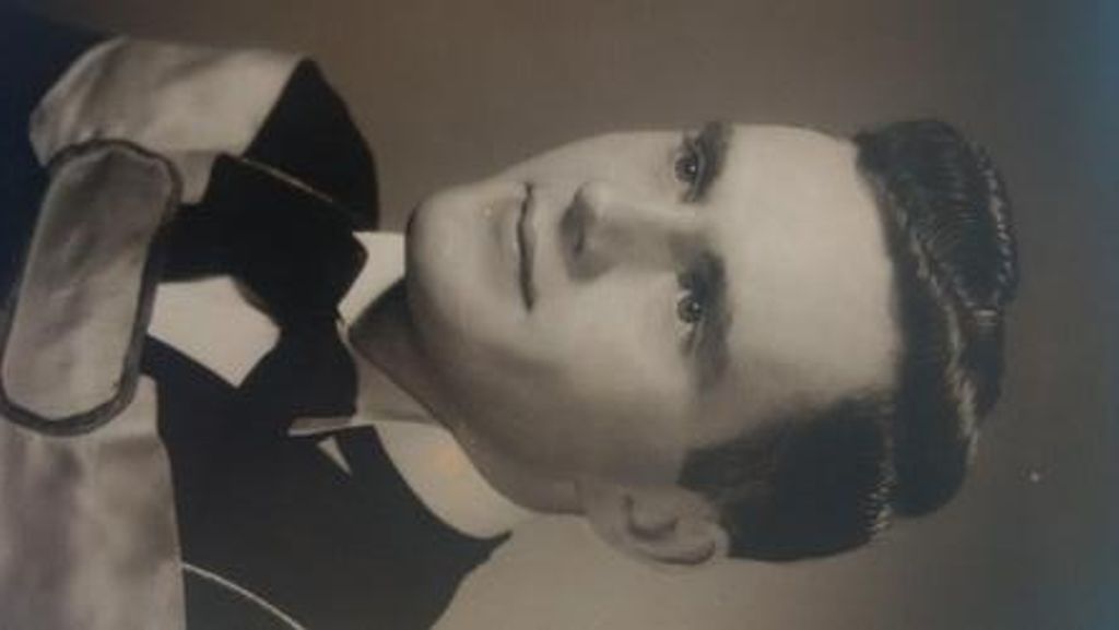 Rev. William R. Bowering Profile Photo