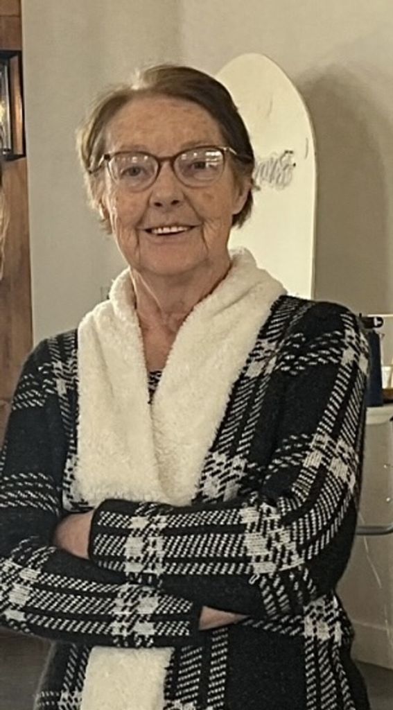 Elena Berg Profile Photo