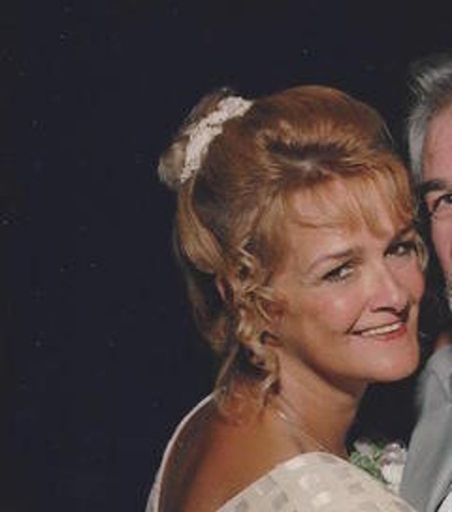 Linda Marie Lang Profile Photo