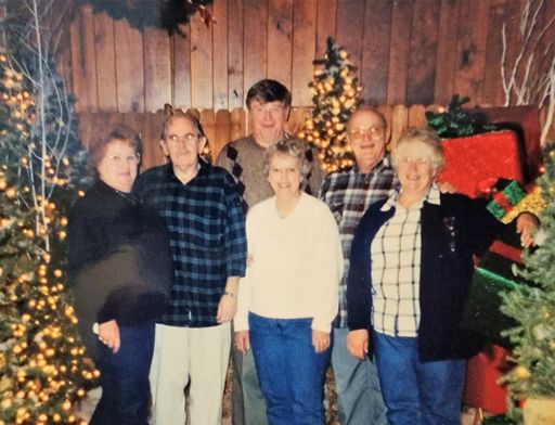 Bernard Lee Moore photo gallery thumbnail 92 of 293