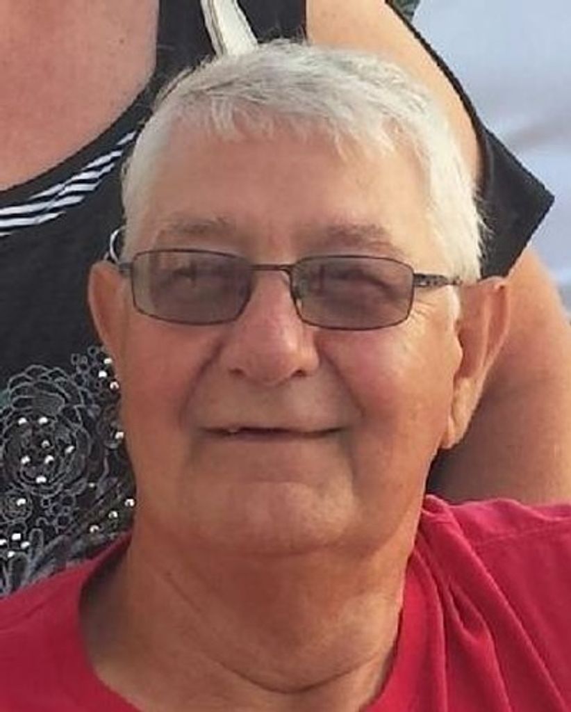 Robert "Bob-Bmac" Mackenzie