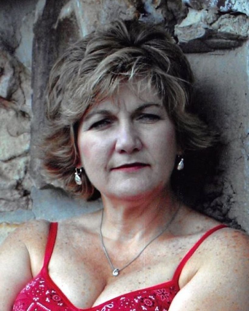 Christi Yvonne Long Profile Photo