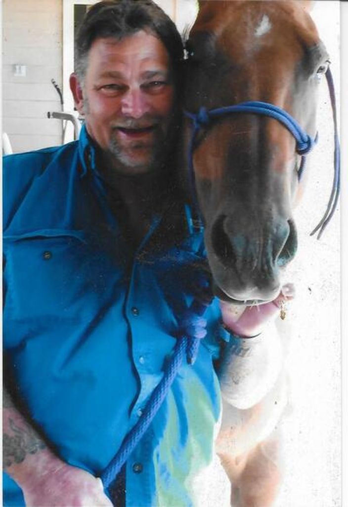 Kenneth Warren Miller Profile Photo
