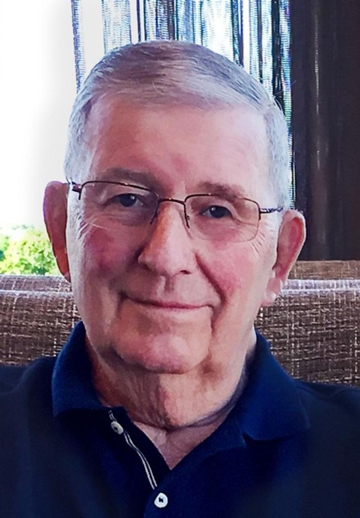 Thomas W. Pilgrim Profile Photo