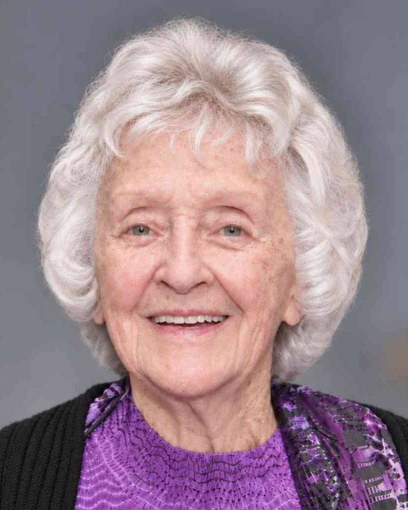 Violet Lieder Jones Profile Photo