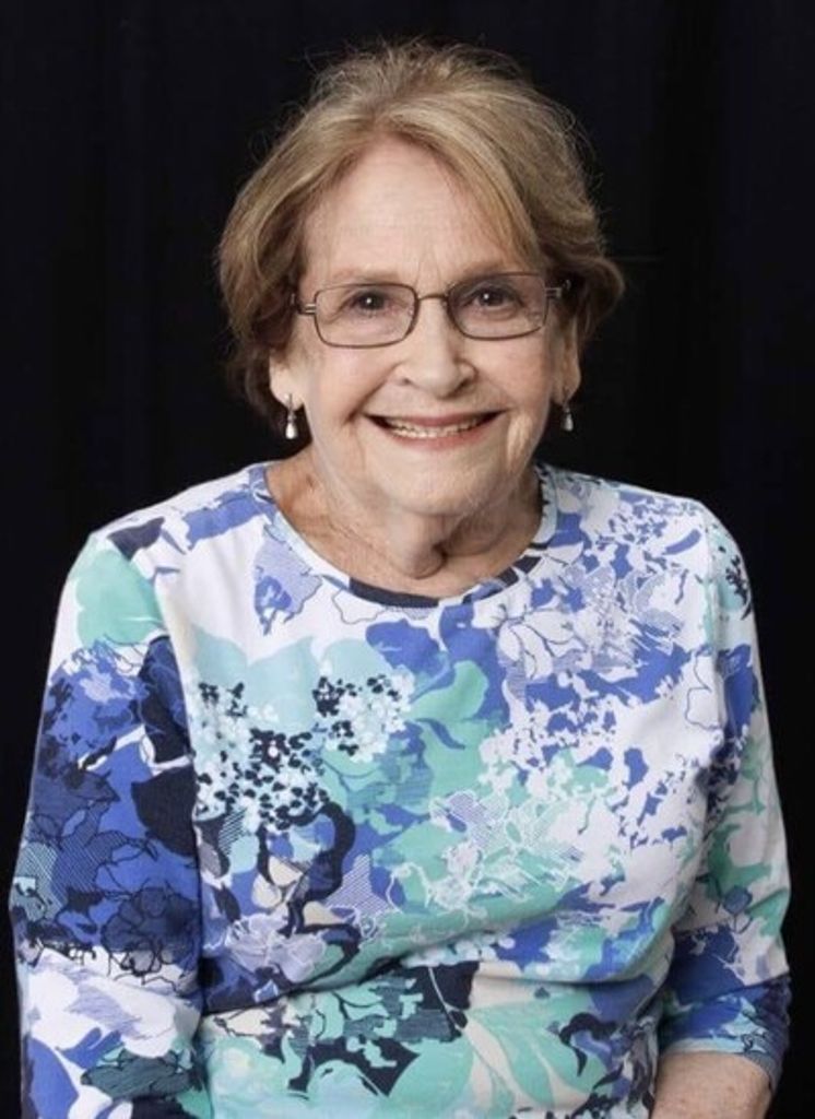 Vicki Lee Profile Photo