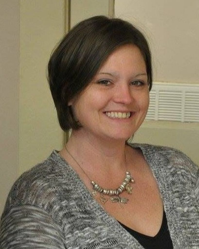 April Michelle Trosper Sims Profile Photo
