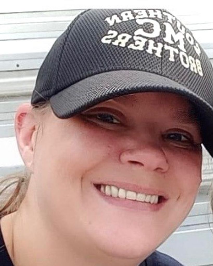 Eva Angelique Hopkins Profile Photo