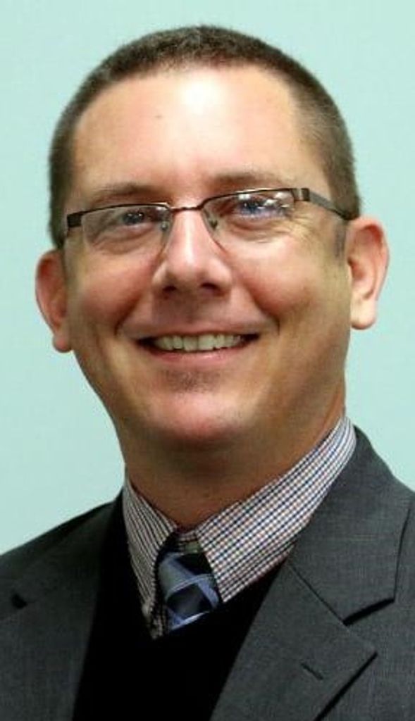Eric Alan Hutchinson Profile Photo