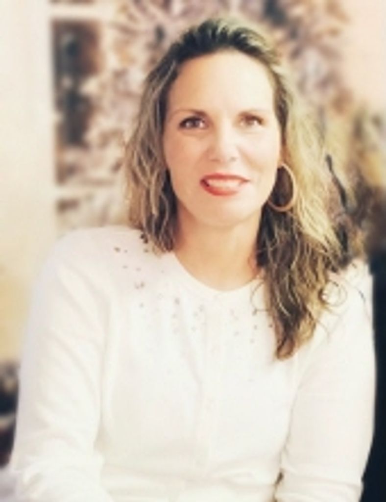 Julie Ann Lavrack-Thomas