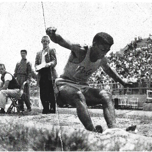 Eugene Allen photo gallery thumbnail 24 of 42