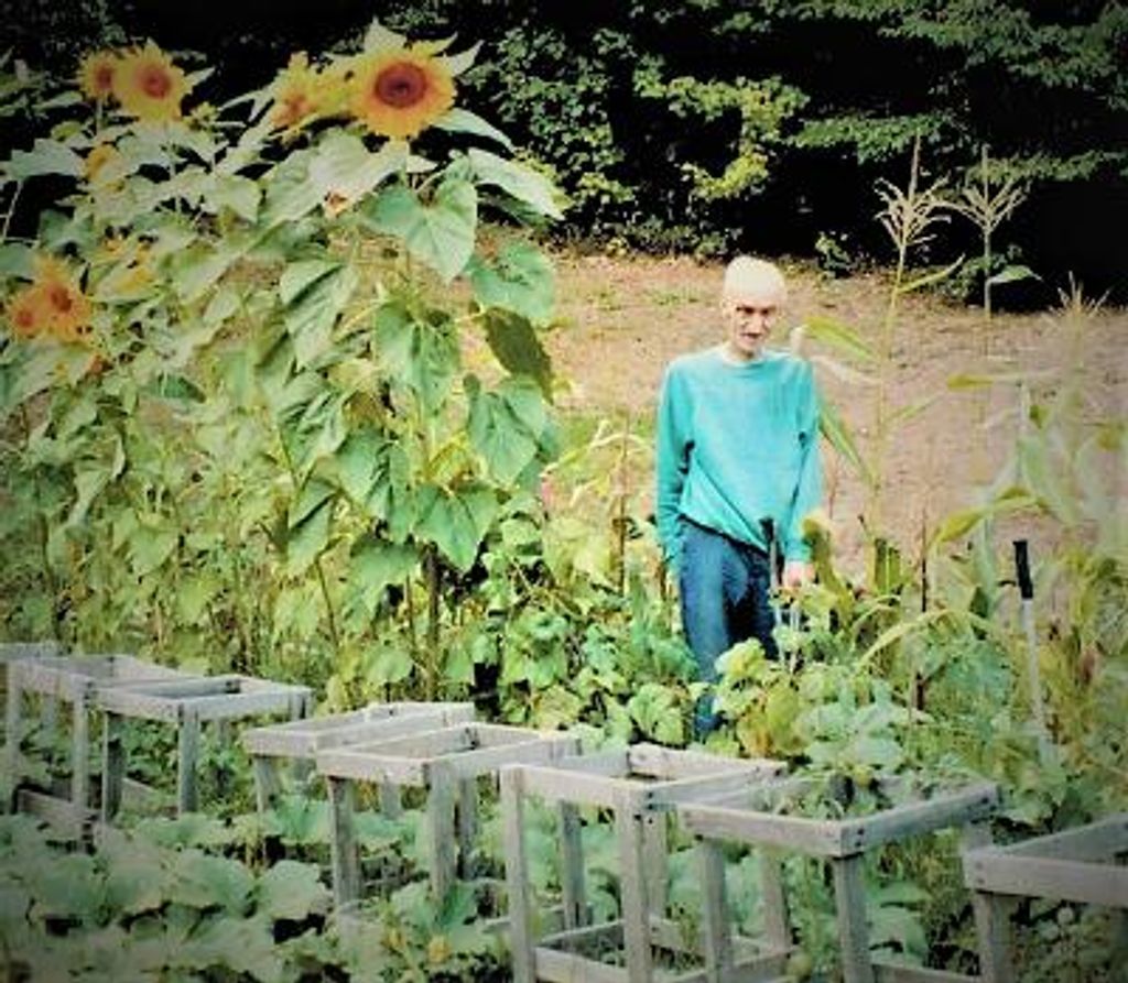 John "Harvey" Harville Maviki Profile Photo