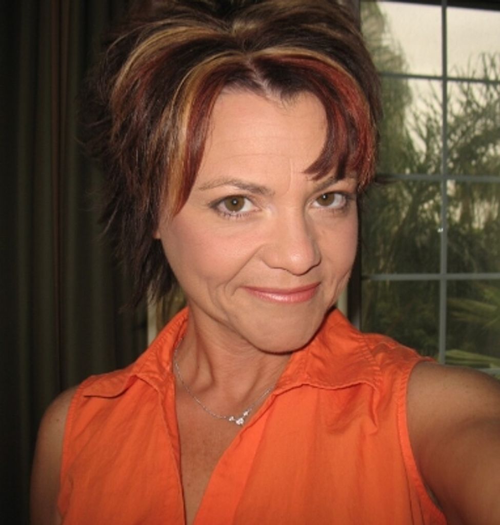 Suzanne Larue Larsen Profile Photo