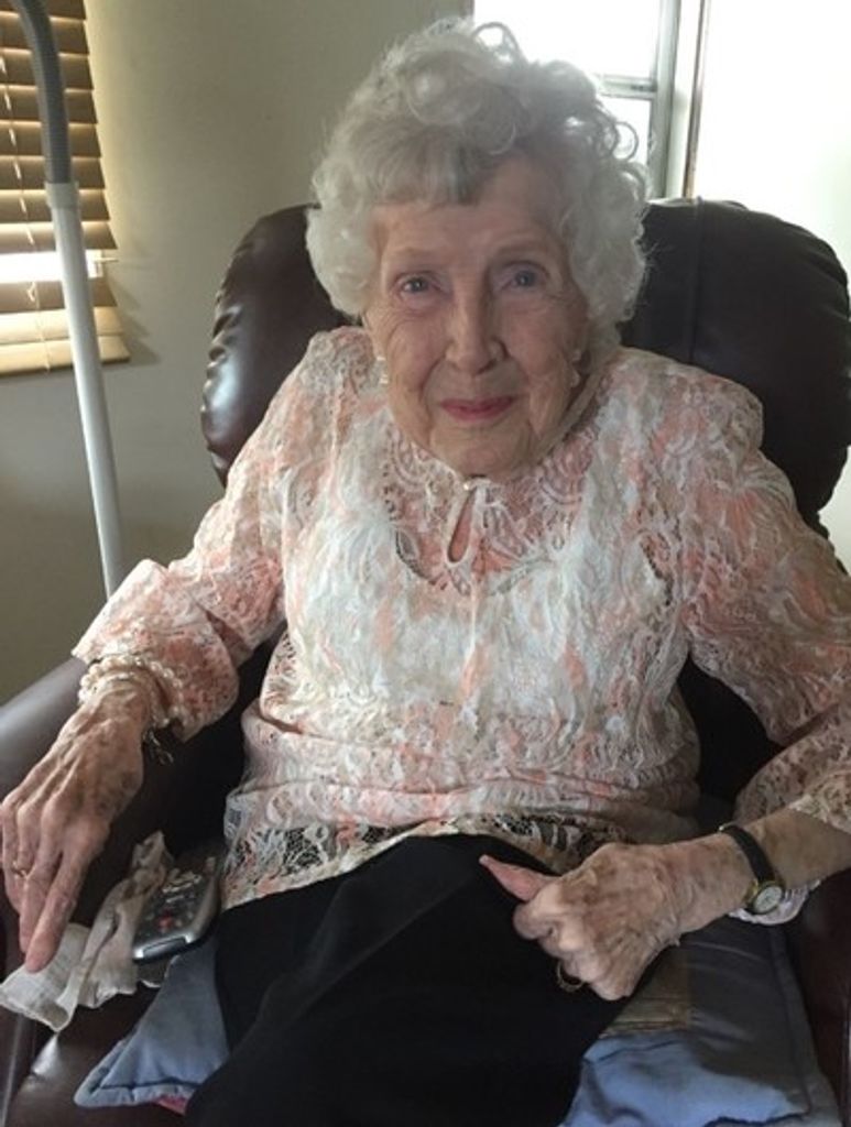 Dorothy Mae Lowe Profile Photo