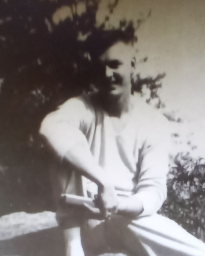 Joe E Hill Profile Photo