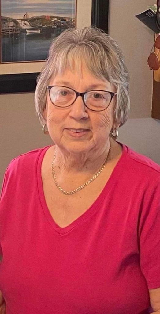 Marie Lenora Billard Profile Photo
