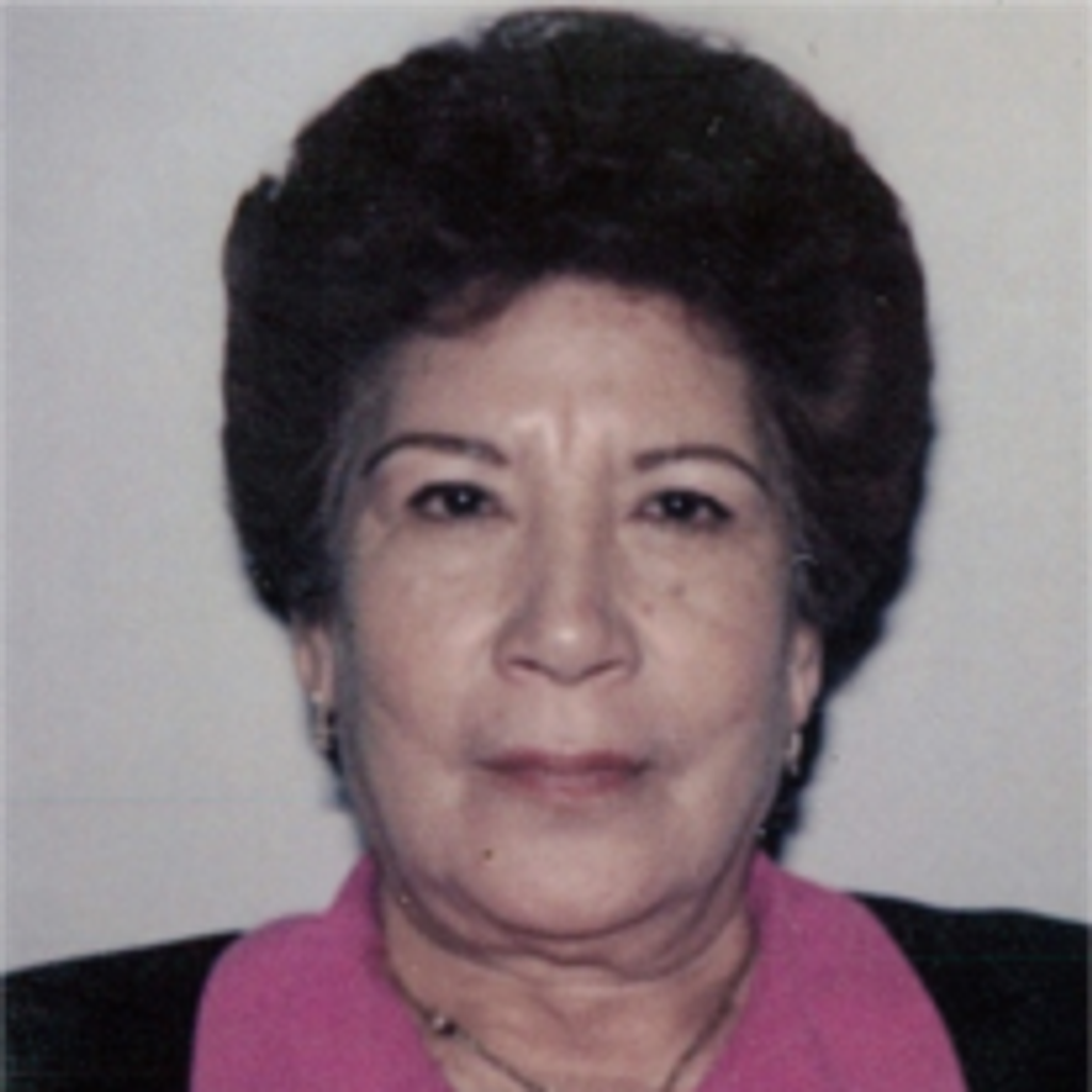 Ana Cisneros