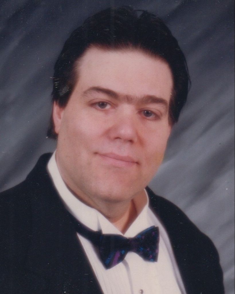 Kevin Jon Riley Profile Photo