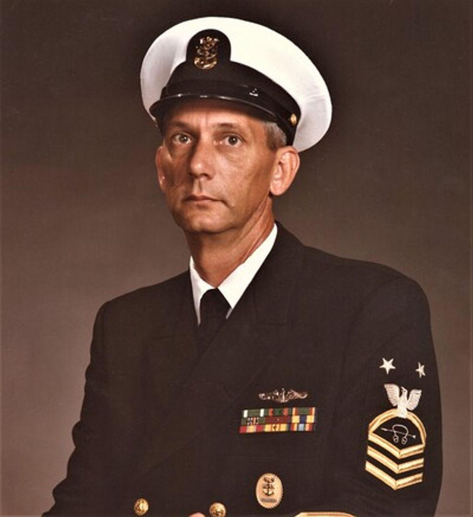William Thomas Hunt, Usn (Ret.)