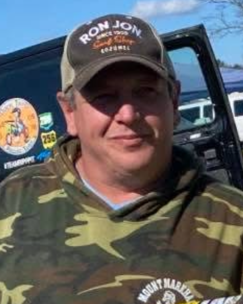 Bruce Ray Profile Photo