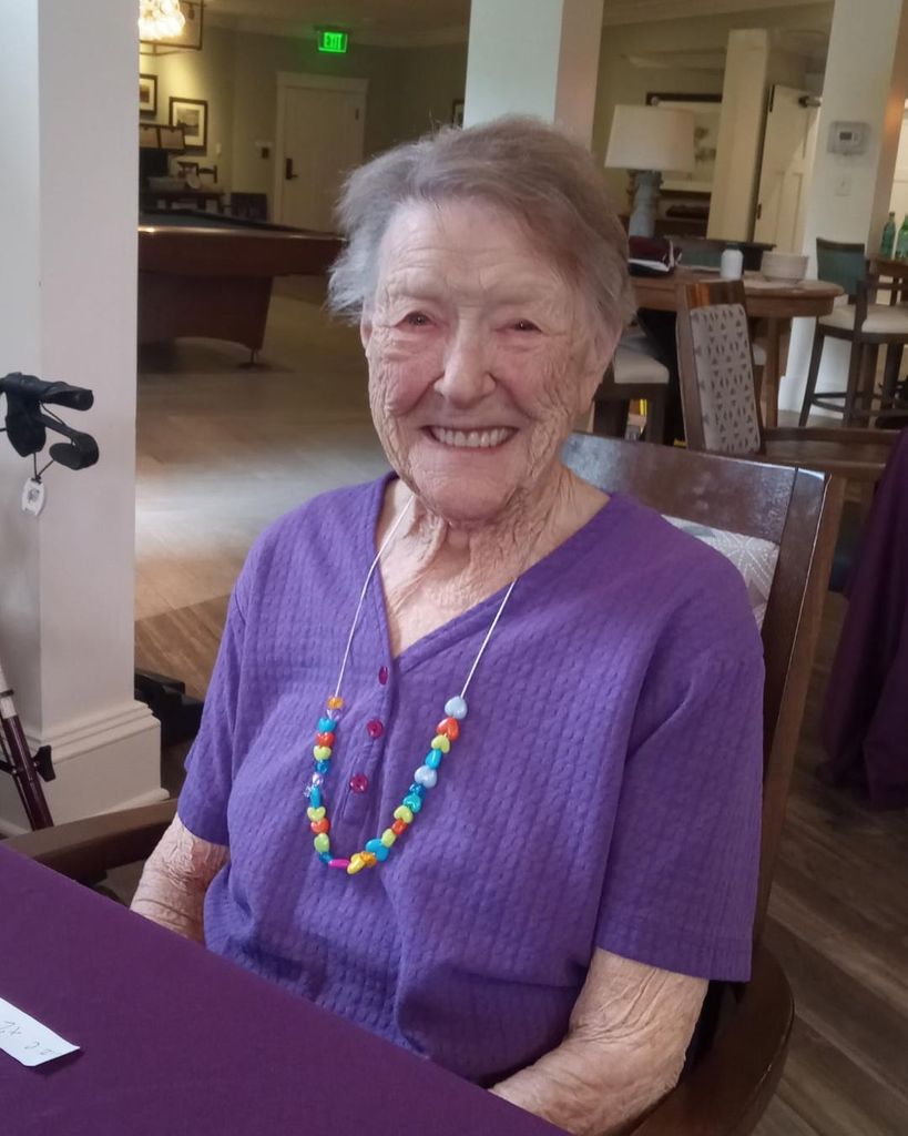 Elizabeth Carroll Profile Photo