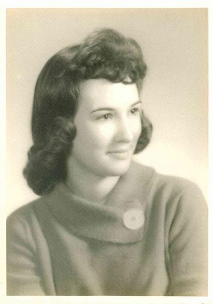 Beverly Kay Hall Profile Photo