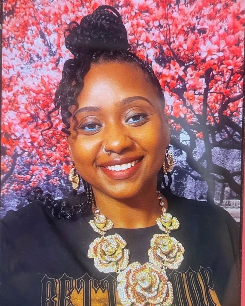 Rosia Lee-Amber “Took” Knighton Profile Photo