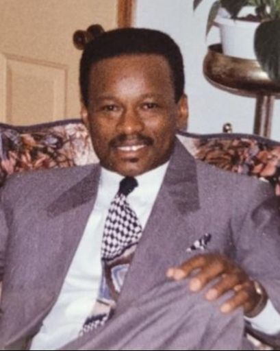 Robert Holloway, Jr.'s obituary image