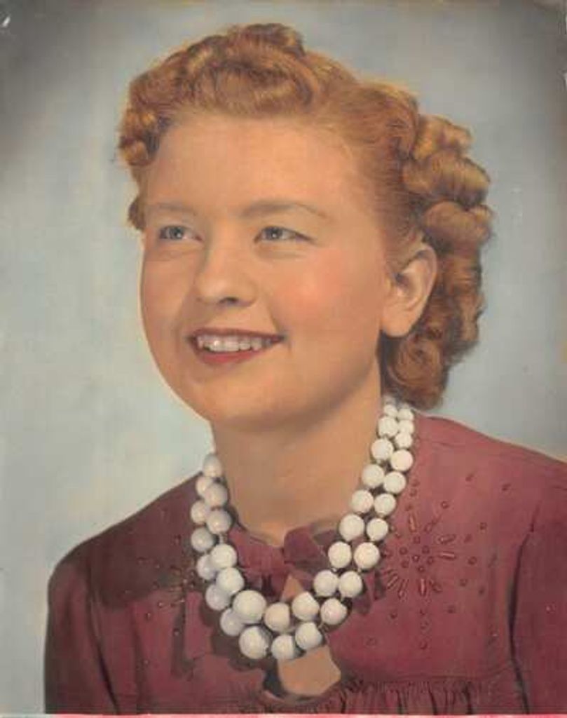 Violet Marie Molczyk Profile Photo