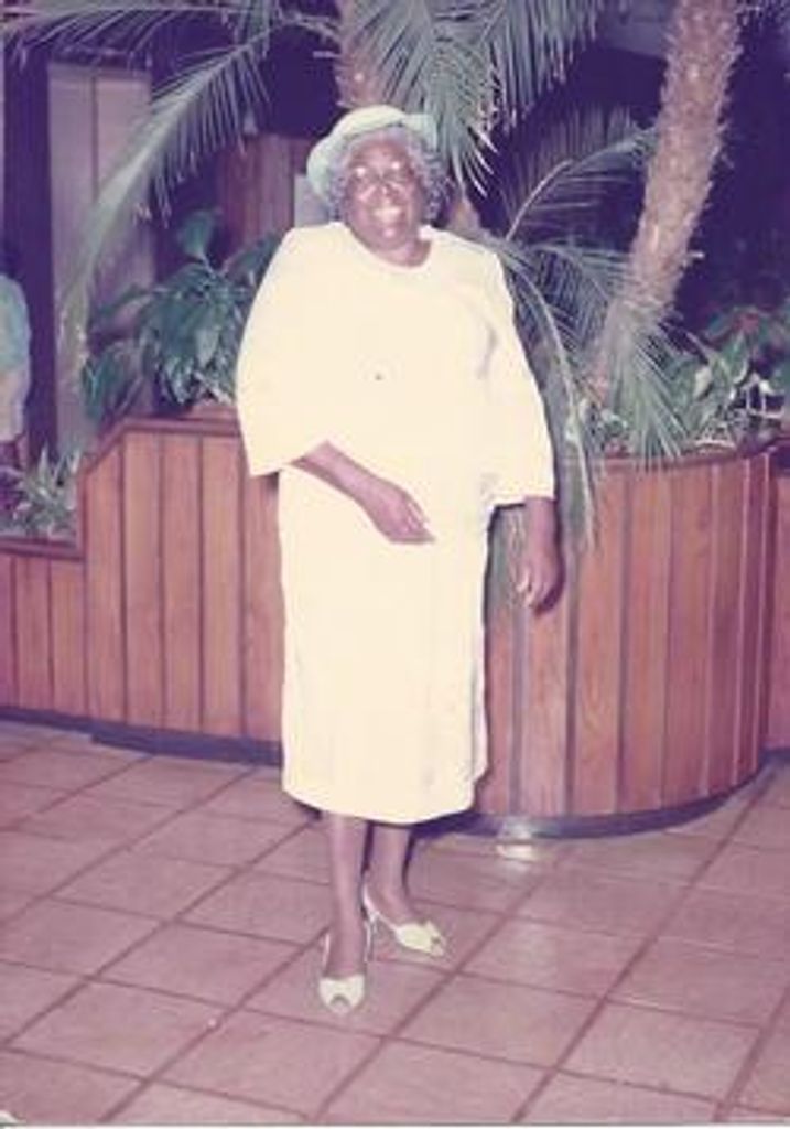 Vera L. Carter Profile Photo