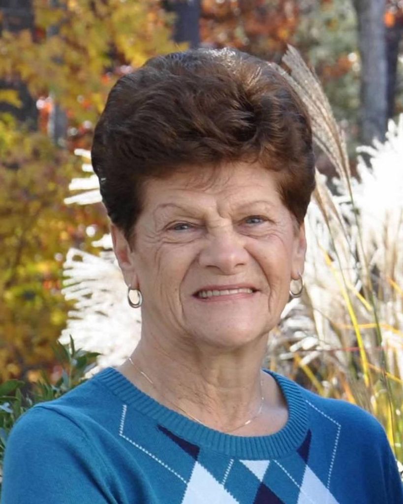 Theresa (Martin) Lee