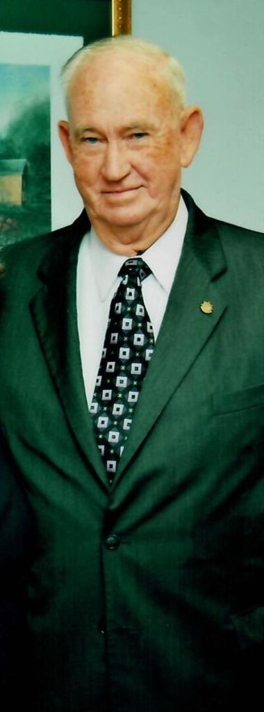 Charlie Curtis Holmes Profile Photo