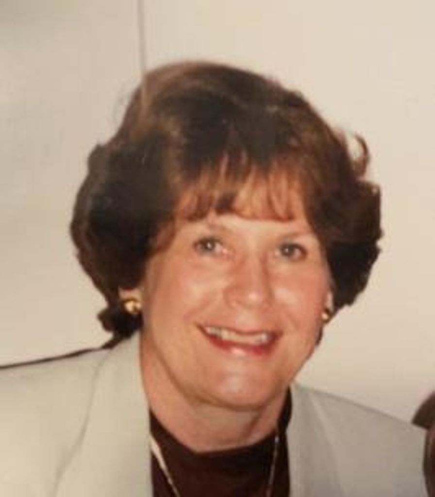 Esther  Tracey Profile Photo
