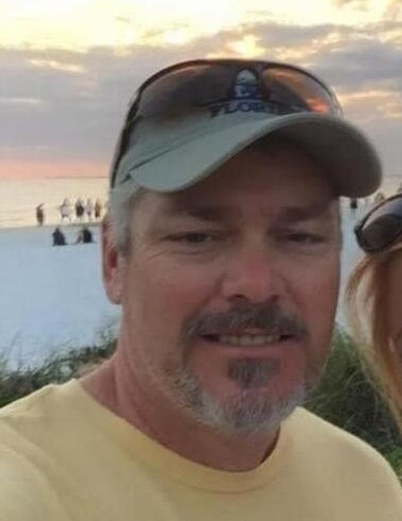 Samuel "Sam" Loren Sexton