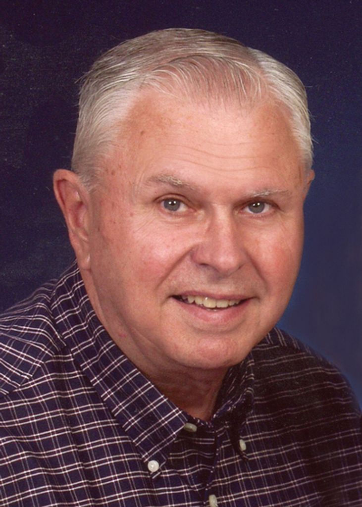 Frank Hoelscher Profile Photo