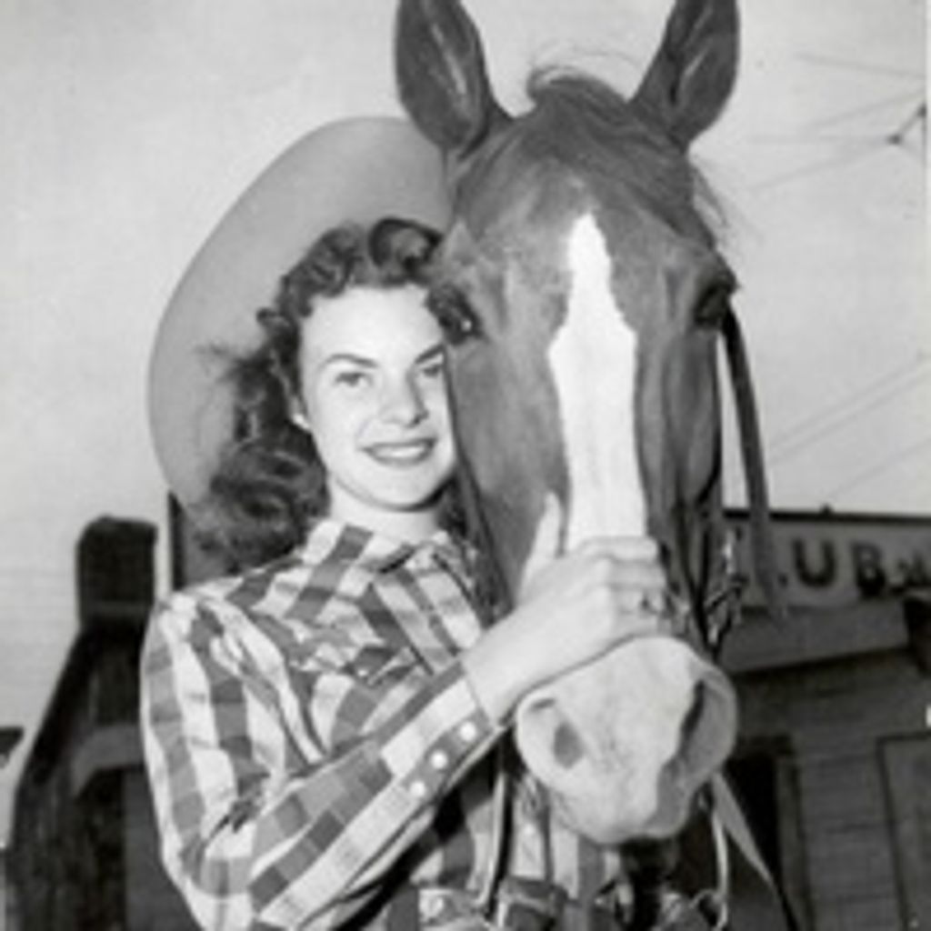 Evelyn Buck Profile Photo