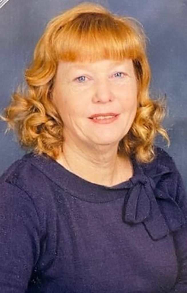 Beth Carnley Profile Photo