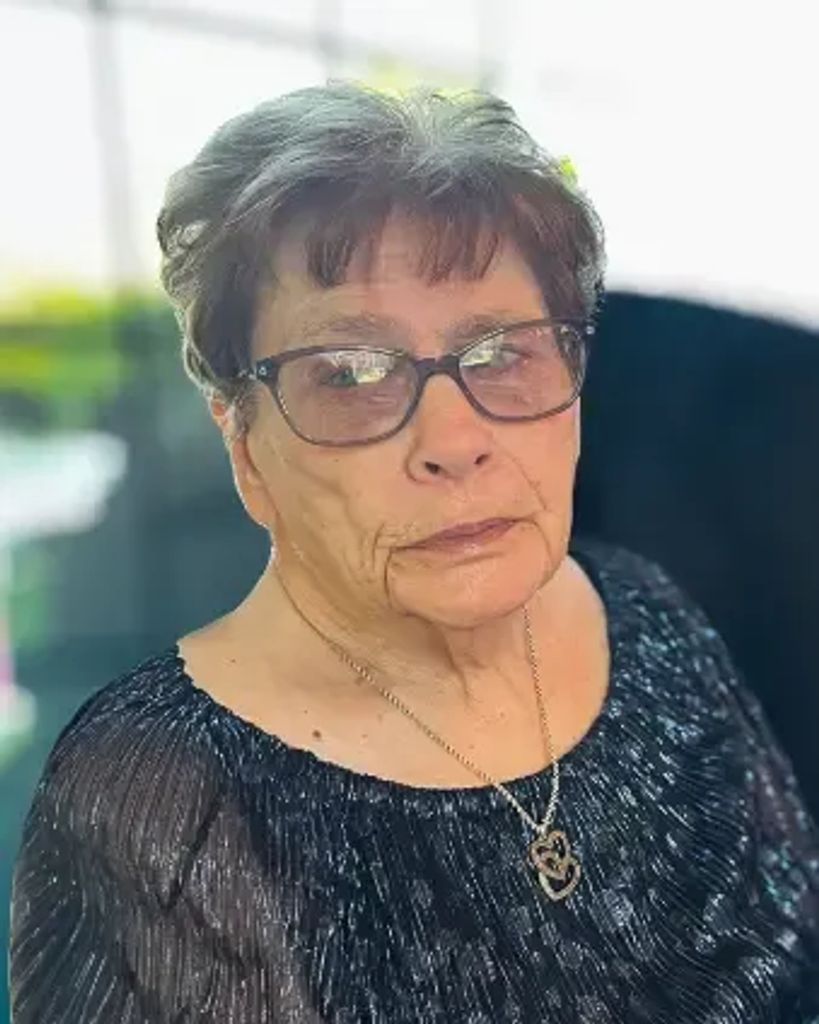 Glenna Calderon