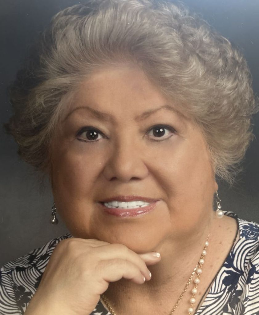 Rosabella Fenol Profile Photo