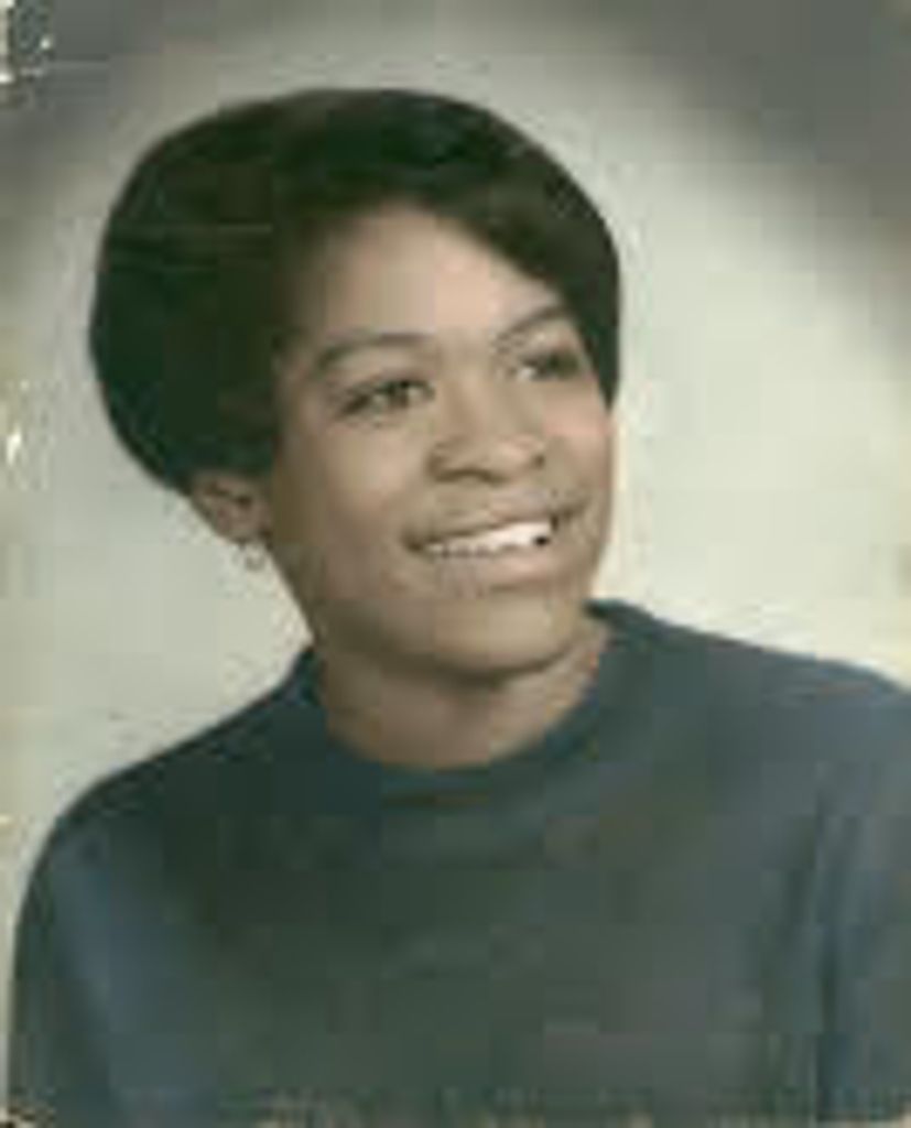 Linda  B (Stokes)  Bell