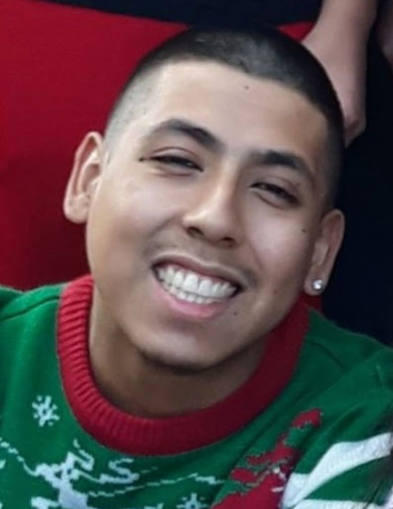 Alex Sebastian Benavides Profile Photo