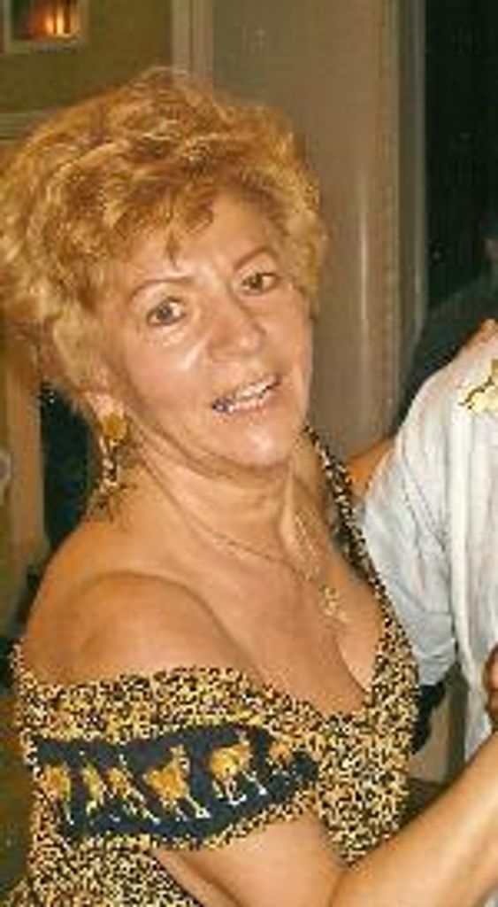 Gloria T. (Barone) Contardo