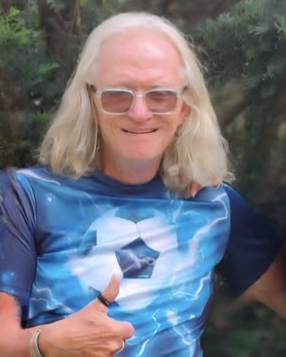 Robert Tucker's obituary image