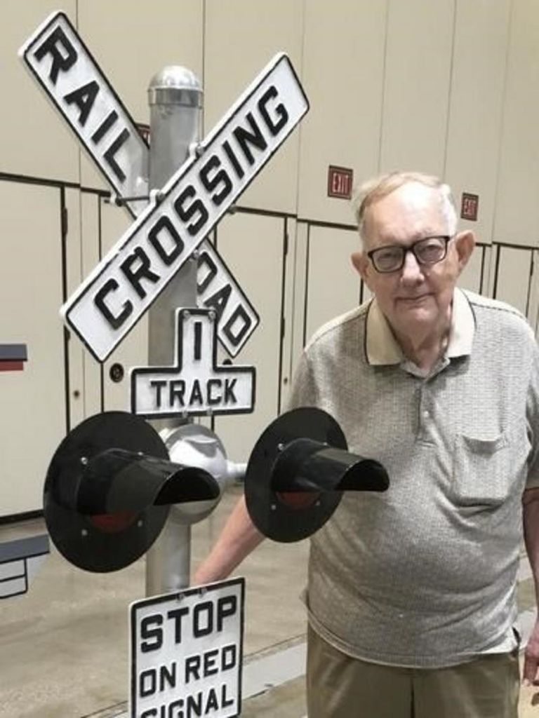 Donald Erwin Eberhardt Jr