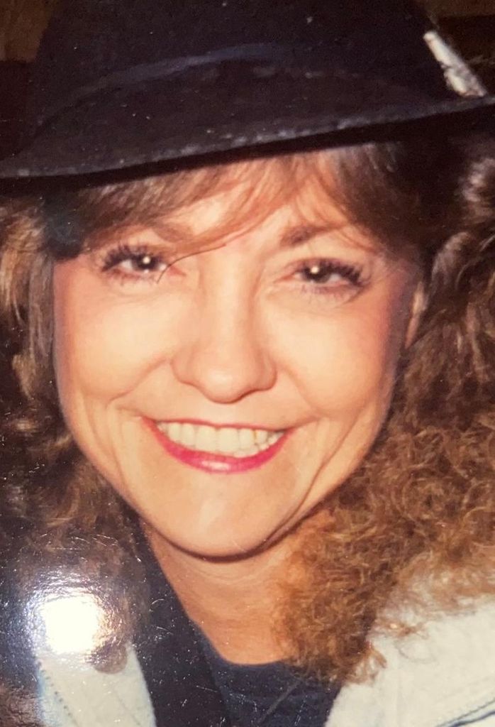 Dianne Roberts Profile Photo