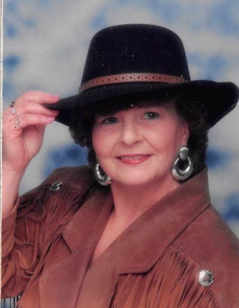 Lee Ella Stout